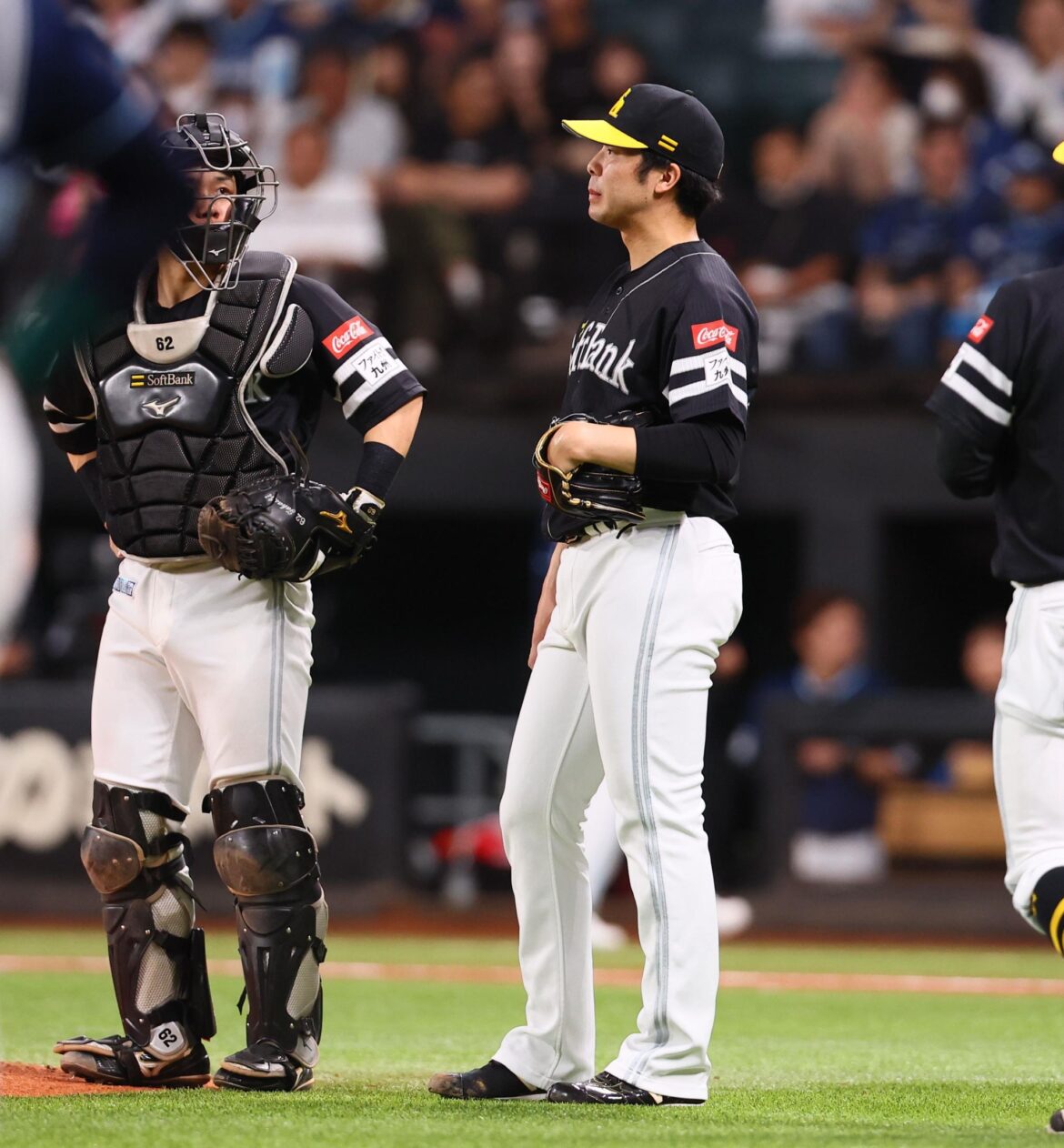 ソフトバンクが一夜で首位陥落 ５年ぶり１０連勝スルリ 八回に近藤適時打で一時逆転も３番手藤井が清宮幸に痛恨逆転三塁打浴びる（デイリースポーツ） - Yahoo!ニュース - Yahoo!ニュース