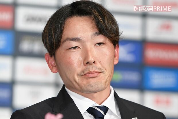 西武・源田壮亮に“開き直り”夜遊び報道「1100万円の若獅子」台頭で帯びる“トレード放出の現実味”(週刊女性PRIME) – Yahoo!ニュース – Yahoo!ニュース 西武・源田壮亮に“開き直り”夜遊び報道「1100万円の若獅子」台頭で帯びる“トレード放出の現実味”(週刊女性PRIME) - Yahoo!ニュース - Yahoo!ニュース