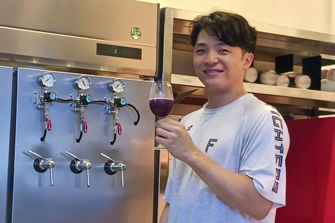 【日本ハム】郡司裕也 本拠地にオープンする世界初「球場内ワイン醸造店」を猛アピール（東スポWEB） - Yahoo!ニュース - Yahoo!ニュース