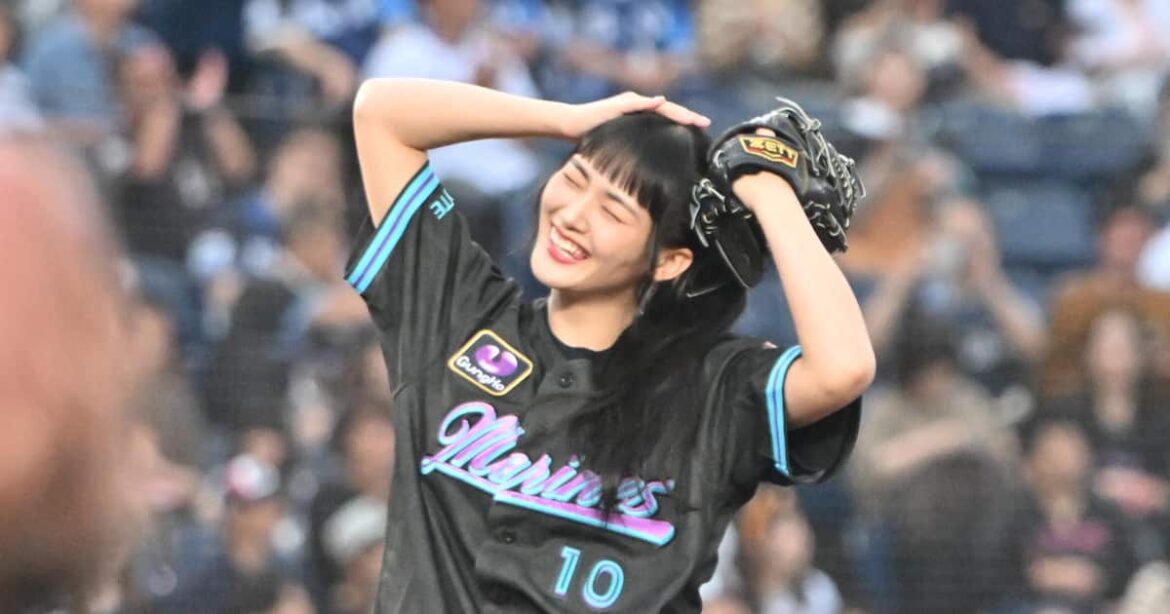 櫻坂46の山﨑天がロッテ戦で始球式　背番号は名前の「てん」にちなんで「10」 - サンスポ