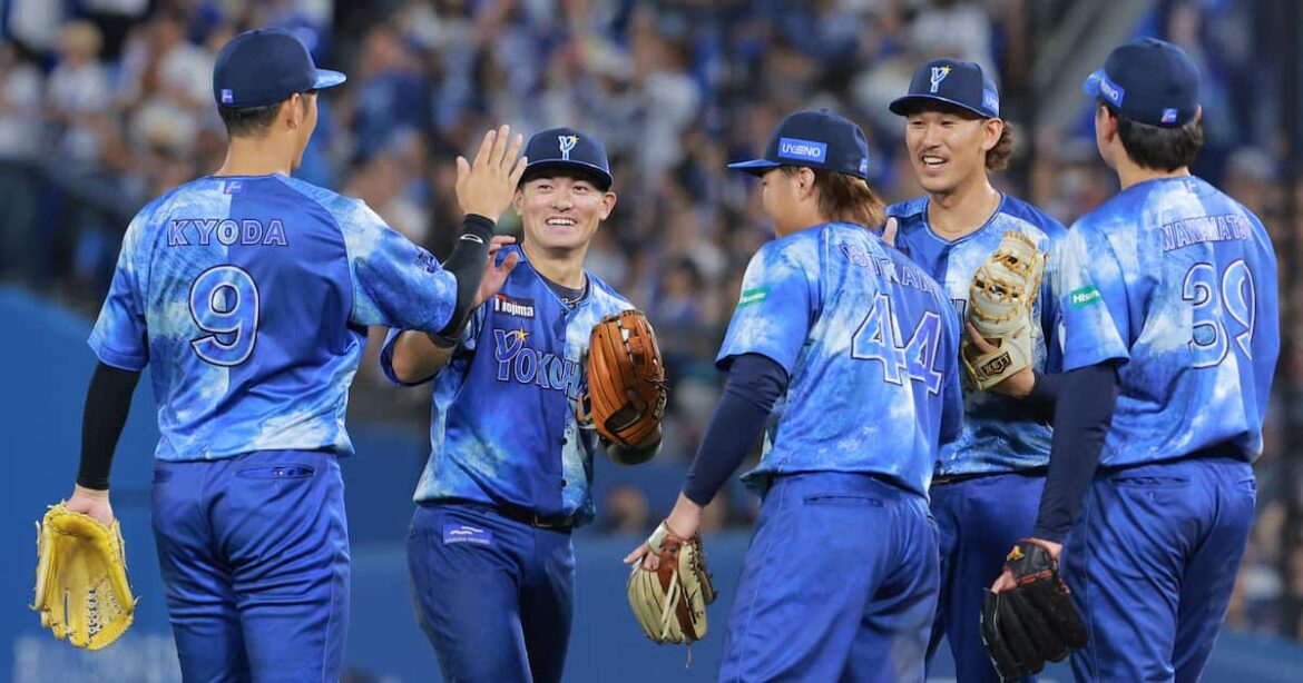 D14―1ヤ DeNAが猛攻で連敗を4で止める ヤクルトは連勝が8でストップ - 産経ニュース