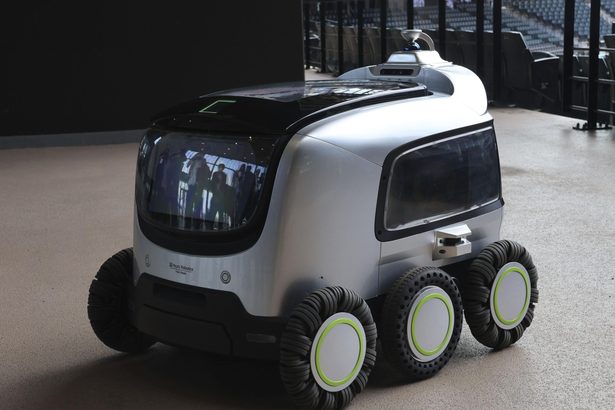 球場に無人販売ロボ　日ハム本拠地で実験