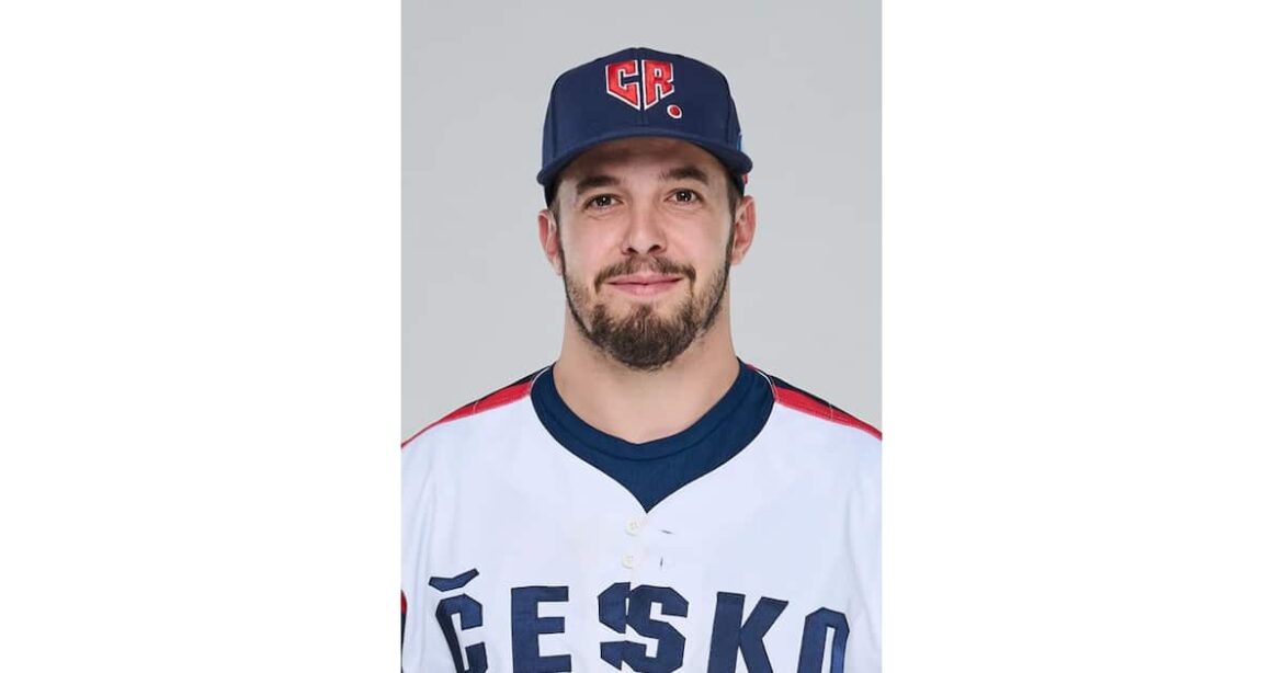 ロッテ、チェコ代表・カラーベクが始球式 - サンスポ