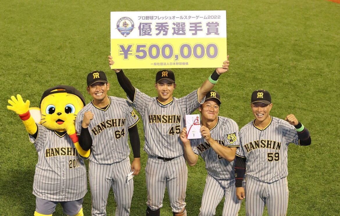 「阪神の未来を担う選手になれ！！」遠藤成 阪神の未来を担う男が、最優秀選手に。 | 話題の投稿 | スポーツブル (スポブル)