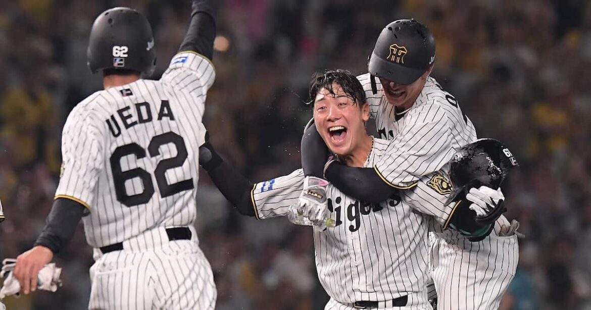 【○虎将トーク】阪神・藤川監督、豊田に「野球の神様が最後、打席を与えた」「最後の1本でヒーローになれる」 - サンスポ
