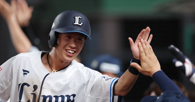 「僕は背も低いし、体も小さい」身長164cmの育成選手→オールスター出場へ…西武の21歳・滝澤夏央が語る「レギュラーへの転機」「僕の生きる道」 – プロ野球 – Number Web 「僕は背も低いし、体も小さい」身長164cmの育成選手→オールスター出場へ…西武の21歳・滝澤夏央が語る「レギュラーへの転機」「僕の生きる道」 - プロ野球 - Number Web