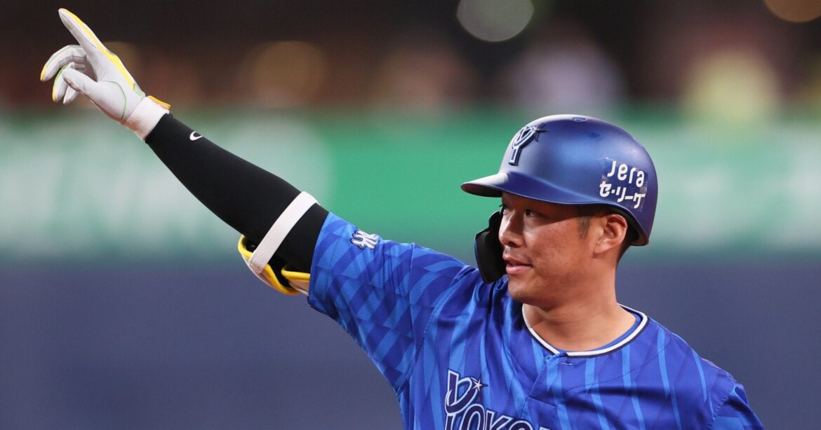 「このチームには何を起こすかわからないワクワク感がある」頼れる兄貴分・DeNA京田陽太31歳の阪神追撃への献身「追われる方も不気味なはず」 - プロ野球 - Number Web