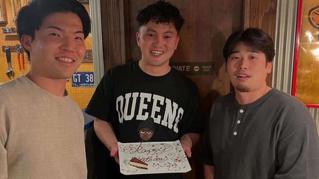 ファイターズの“心の通訳”高橋さんが27歳に！ファンから祝福の声続々 | 話題の投稿 | スポーツブル (スポブル)