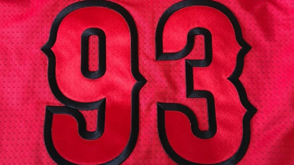 前川誠太が背負う“93”の重みとは　カープ若鯉の覚悟にファン熱狂 | 話題の投稿 | スポーツブル (スポブル)