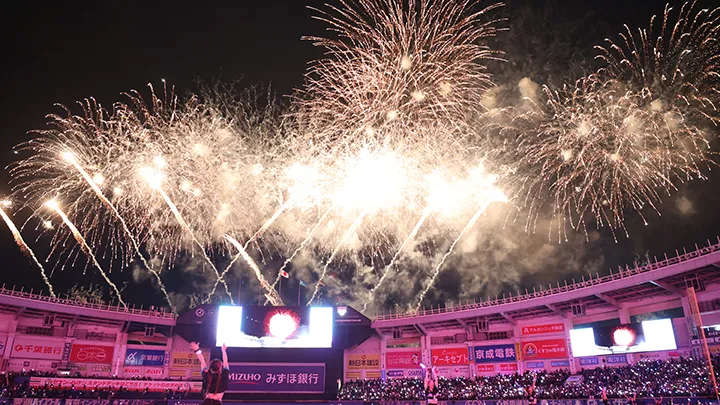 7月13日に特別バージョンとして行われた「BSW SPARKLE VIBES-Special Edition-」【写真：球団提供】