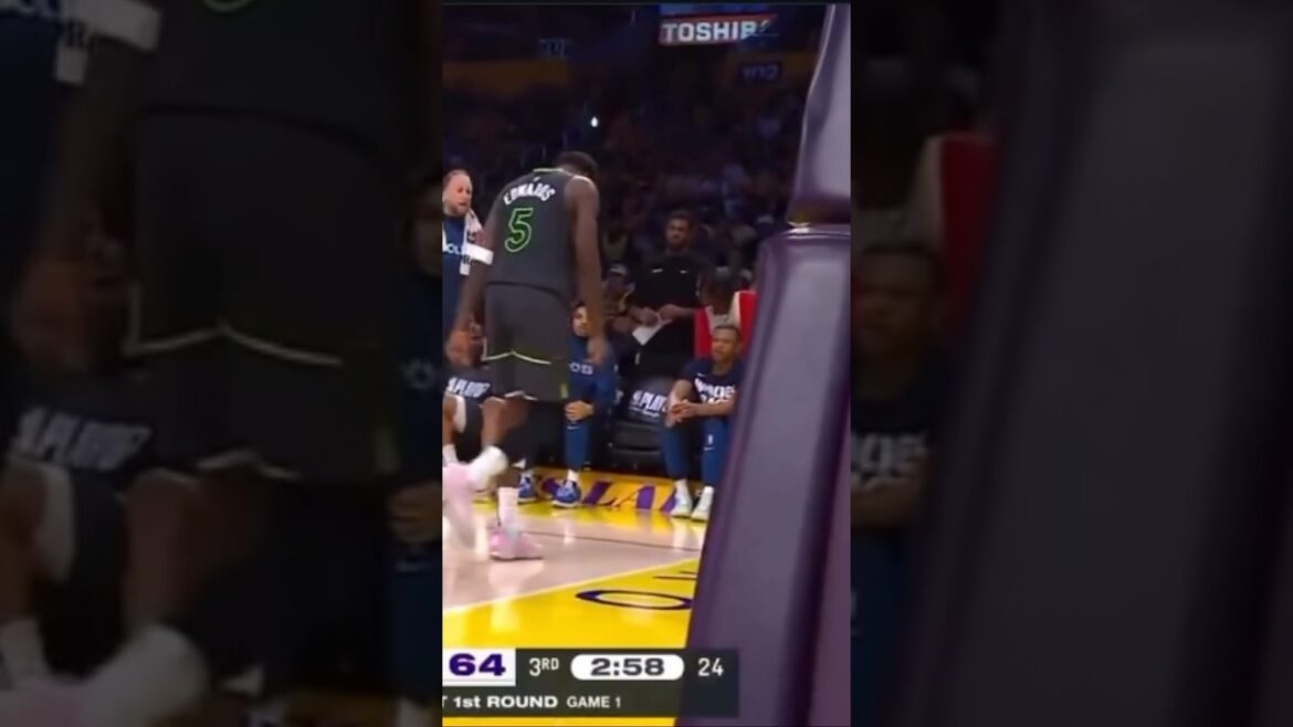 ANTHONY EDWARDS INJURED ON FALL, OUT FOR YEAR! 💔🙏 #twolves #lakers #shorts #nbaplayoffs #nba #wow