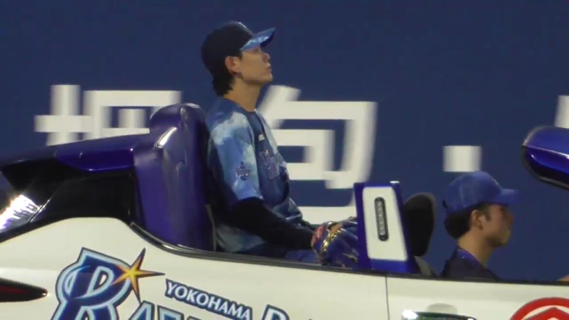 2025年7月29日 東京ヤクルト戦・坂本 裕哉 投手の準備投球（ボールデッド中）