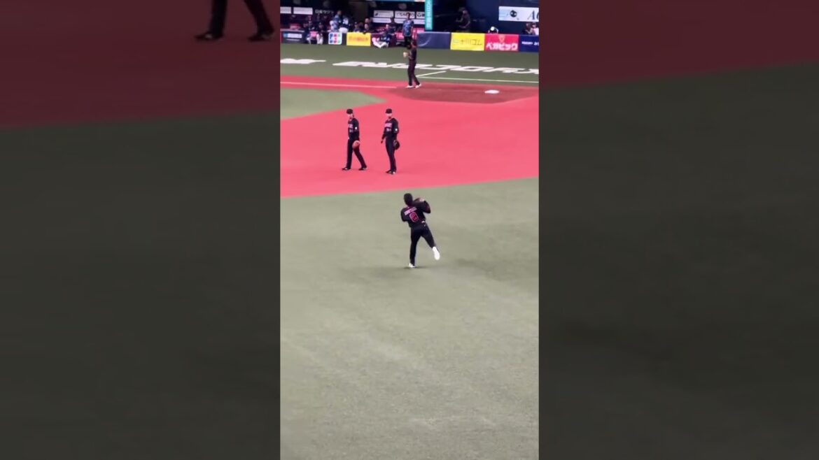 #麦谷祐介 #オリックスバファローズ #バックホーム #守備練習 #試合前