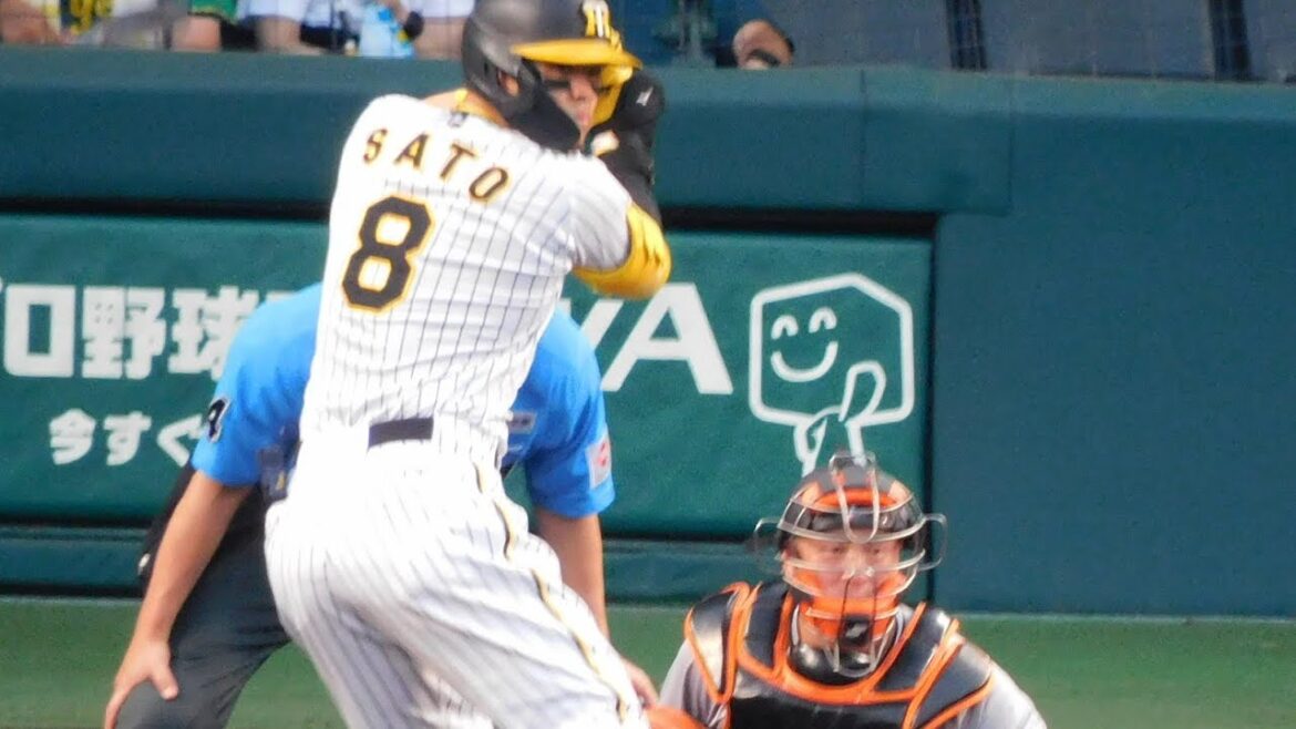 【4番の仕事】佐藤輝明 2点タイムリーを放ち再び4点差 嫌な流れを一気に断ち切る4番の一打