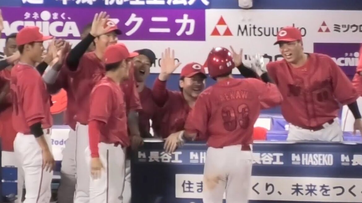 前川誠太がプロ初安打初打点の瞬間のカープベンチ！総立ちで祝福する先輩達！広島東洋カープvs横浜DeNAベイスターズ 2025年8月7日