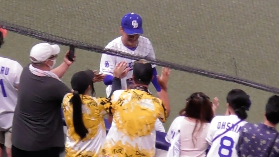 初勝利の金丸夢斗　ドアラと共にドーム一周　阪神ファンもハイタッチしてくれる　中日ドラゴンズVS阪神タイガース　2025/08/07