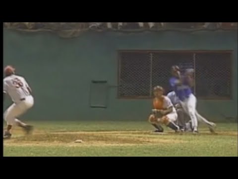 インダストリアルズ出身のコレア兄弟。キューバで唯一の父と息子によるホームラン記録保持者 インダストリアルズ出身のコレア兄弟。キューバで唯一の父と息子によるホームラン記録保持者