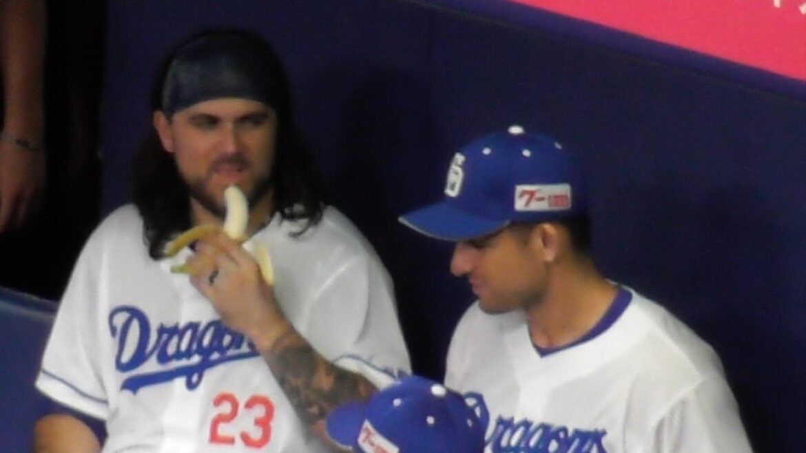チェイビス　バナナを食べる　中日ドラゴンズVS阪神タイガース　2025/08/07