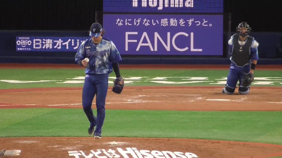 2025年8月7日 広島東洋戦・入江 大生 投手の準備投球（ボールデッド中)