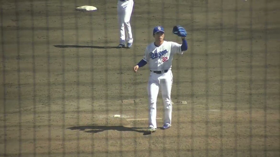 中日ドラゴンズ 伊藤茉央投手 投球練習 松木平優太投手は小山伸一郎コーチに労われ降板 2025/7/25 ナゴヤ球場