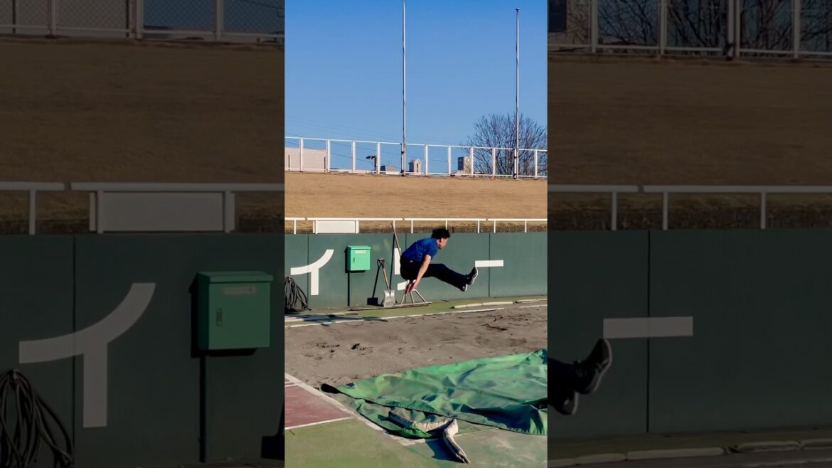 2024年厚底スパイクのおかげで跳ねるようになってきました。2025年もよろしくお願いします！　#三段跳び #三段跳 #trackandfield #陸上競技 #陸上 #三段跳び生活