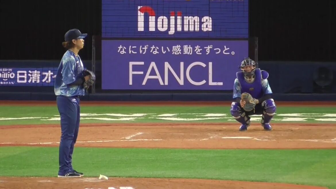 2025年8月5日 広島東洋戦・入江 大生 投手の準備投球（ボールデッド中）