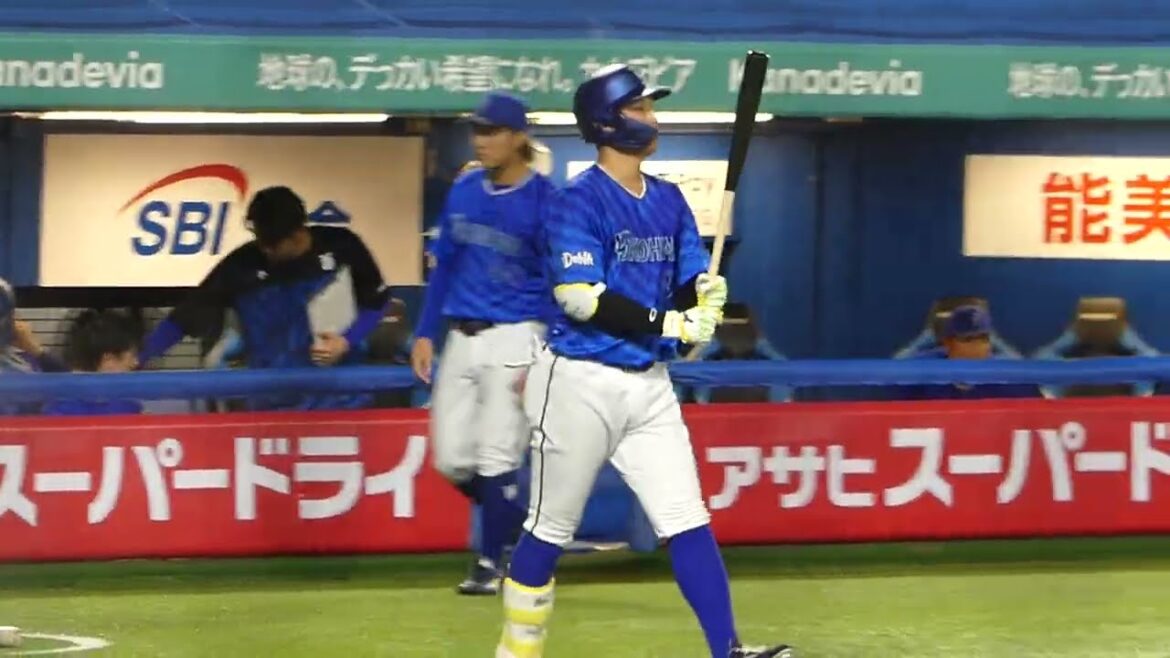 2025年8月12日 東京ヤクルト戦・京田 陽太 選手の打席入り（ボールデッド中）