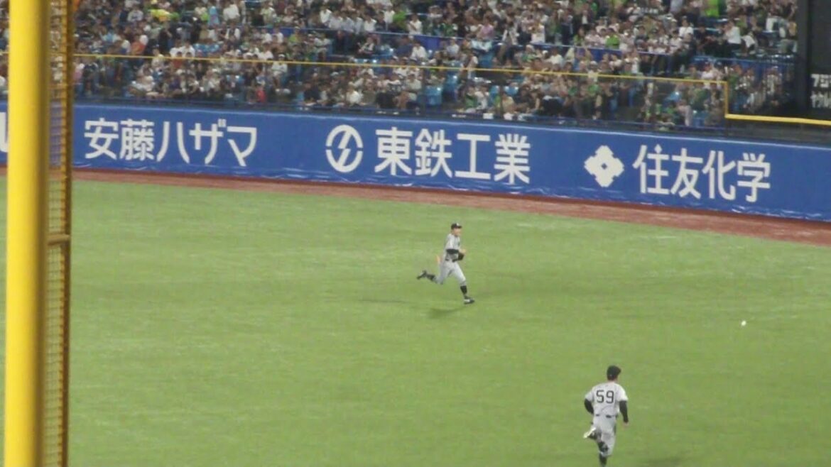 ヤクルト 長岡秀樹 スリーベースヒット　ヤクルト vs 巨人　2025年8月19日(火)　神宮球場
