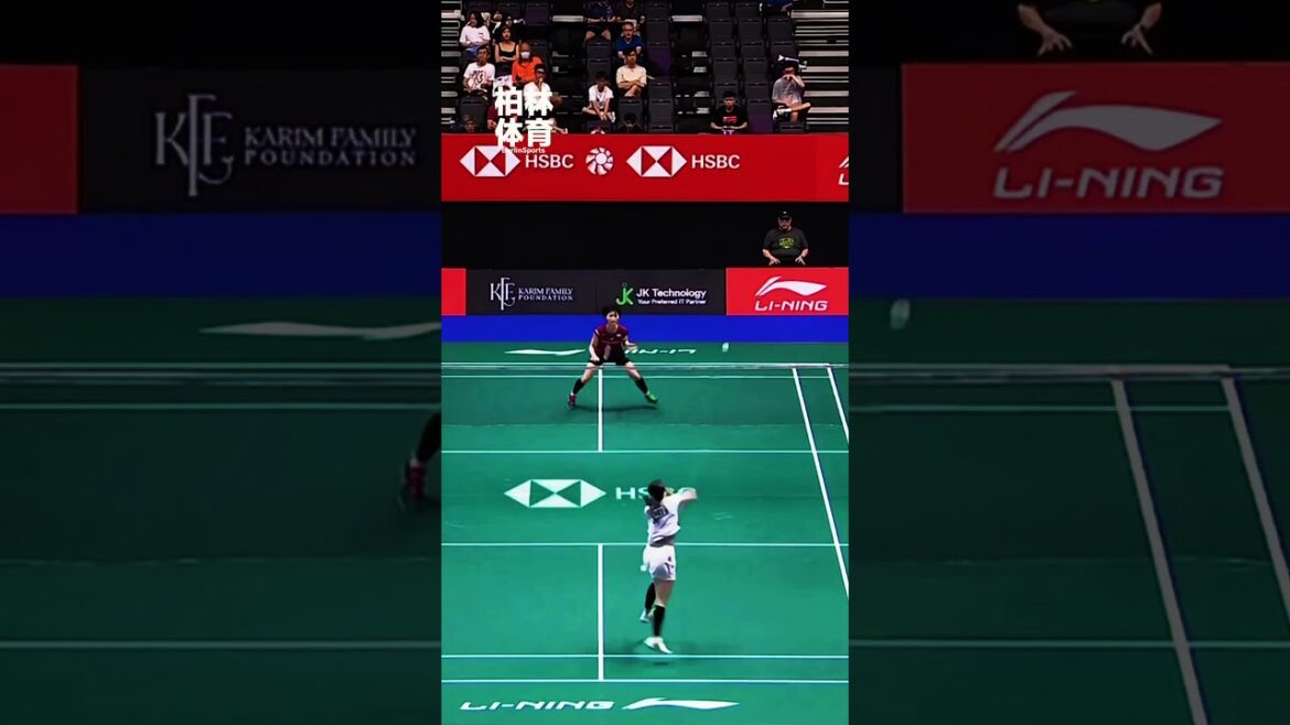 宫崎友花 Tomoka MIYAZAKI 🇯🇵 so cute !! #badminton #世界バドミントン #バレーボール 宫崎友花 Tomoka MIYAZAKI 🇯🇵 so cute !! #badminton #世界バドミントン #バレーボール