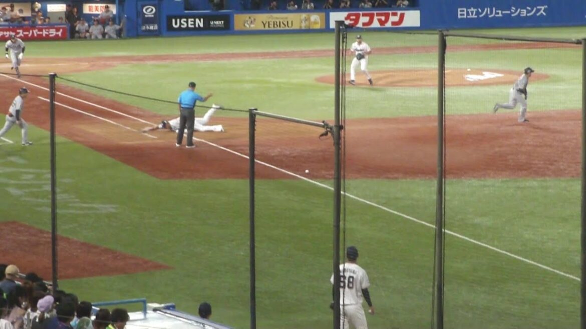 巨人 中山礼都 ツーベースヒット　ヤクルト vs 巨人　2025年8月19日(火)　神宮球場