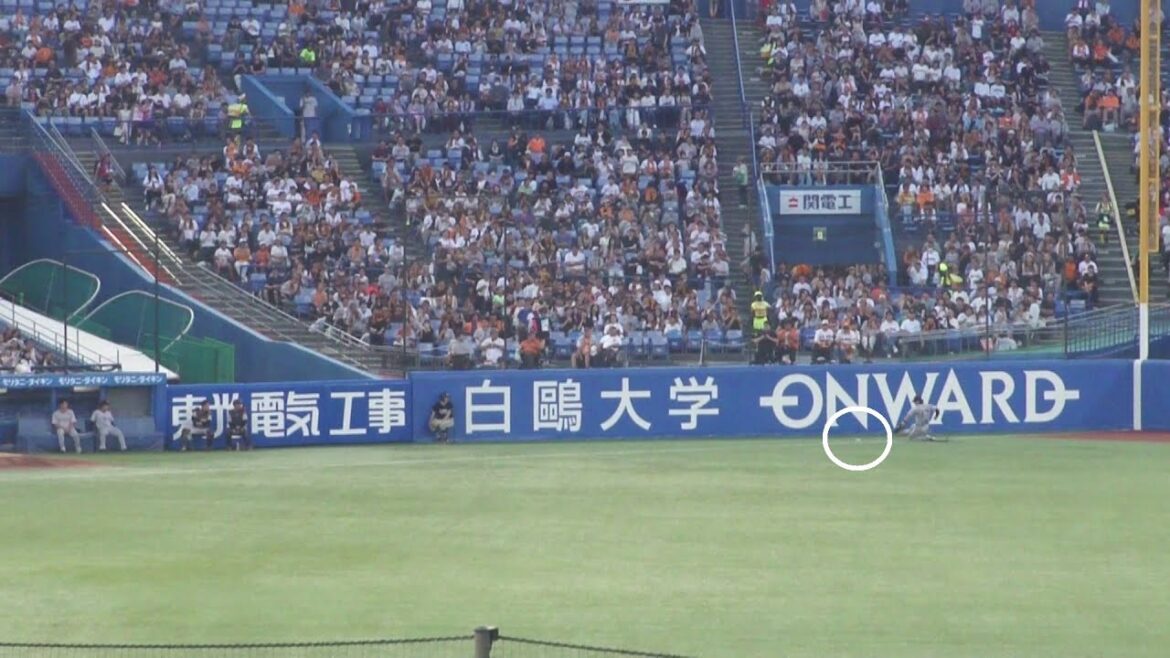 ヤクルト 内山壮真 ツーベースヒット　ヤクルト vs 巨人　2025年8月19日(火)　神宮球場