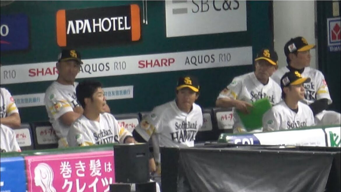 神対応‼️ホークス近藤健介さま🥹お子様の『千葉から来ました～、ホームラン打ってください』の声援に優しく『はーい』と返事をするの巻⚾️2025.8.10ホークス対日本ハム試合開始前⚾️