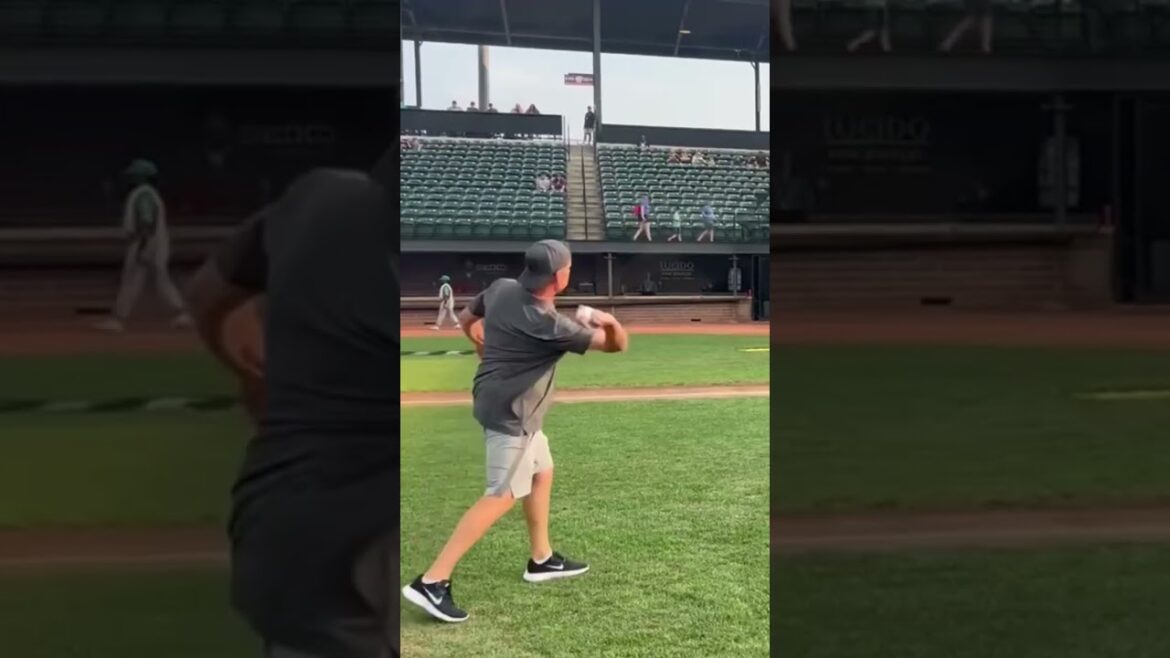 Neal Ruhl STRUCK OUT Javy Báez 🤣