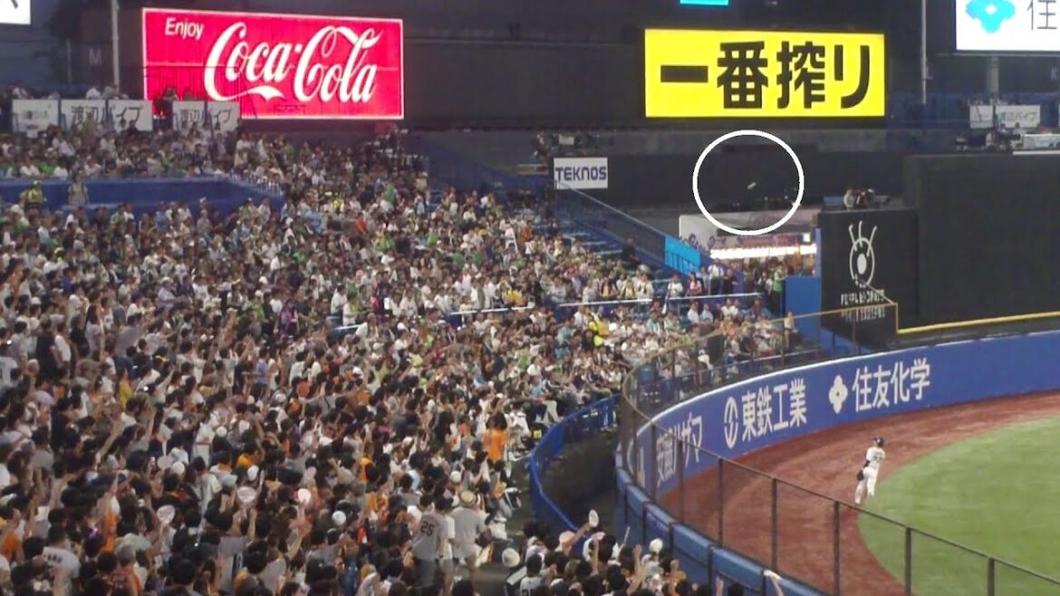 巨人 丸佳浩 2ランホームラン 第6号　ヤクルト vs 巨人　2025年8月21日(木)　神宮球場