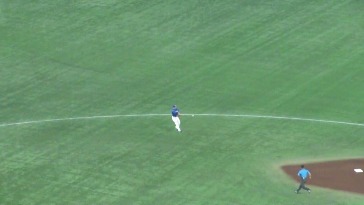 中日 山本泰寛のナイスプレーによる、643のダブルプレー　巨人 vs 中日　2025年8月11日(月)　東京ドーム