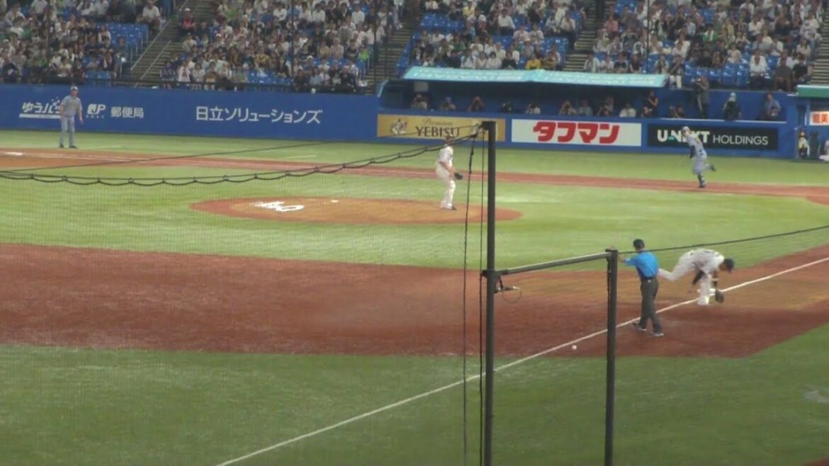 阪神 髙寺望夢 ツーベースヒット　ヤクルト vs 阪神　2025年8月22日(金)　神宮球場