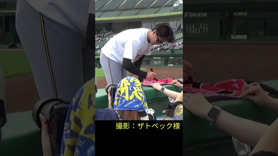 阪神ファーム サインする選手たち 岡留/木下/小川/松原