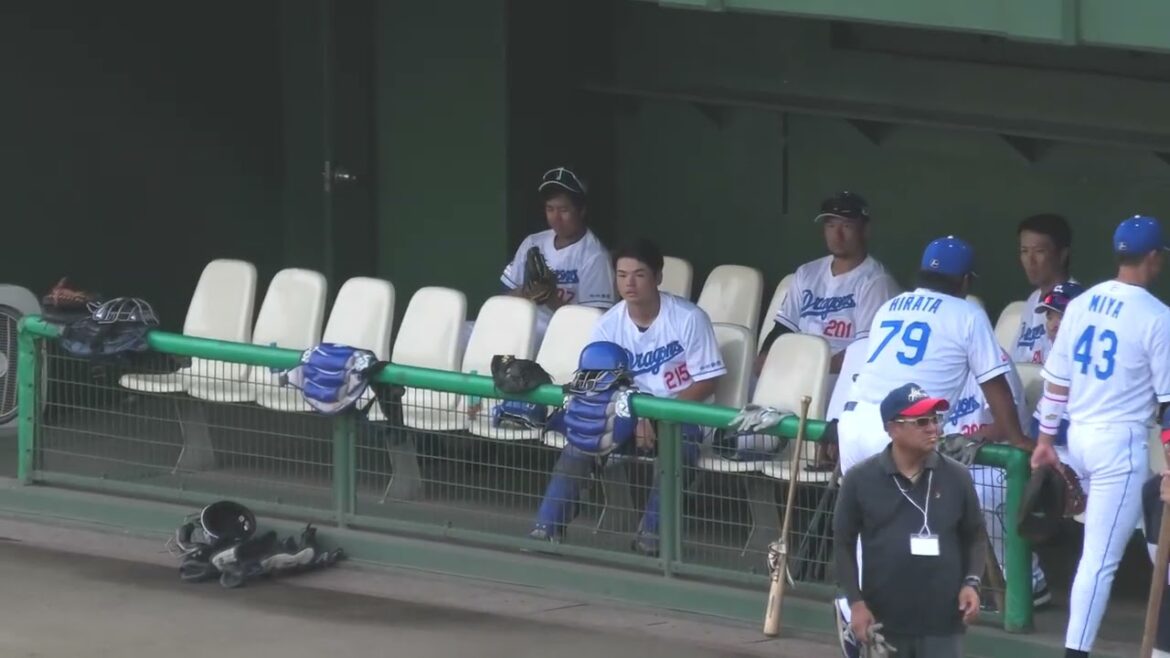 【豊橋球場】中日ドラゴンズ石橋康太選手・味谷大誠選手・福元悠真選手・中村奈一輝選手・加藤竜馬選手・日渡騰輝選手・星野真生選手・平田良介コーチ・福田永将コーチ・森越祐人コーチの様子 2024/8/24