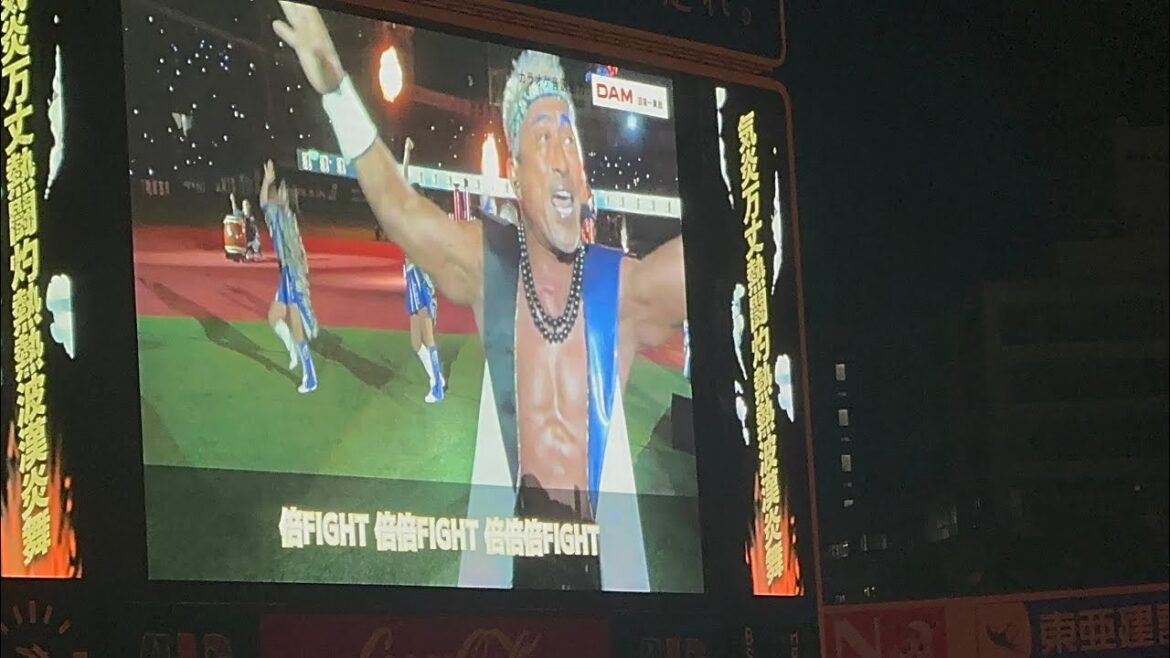 【まさかの倍倍fight】試合後イベントで1人で熱唱する角田信朗さん 【まさかの倍倍fight】試合後イベントで1人で熱唱する角田信朗さん