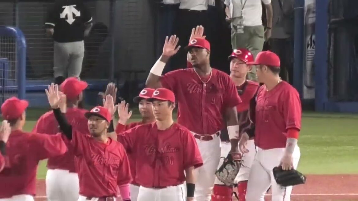CSへカープ5連勝の瞬間&勝利のハイタッチ！広島東洋カープvs東京ヤクルトスワローズ 2025年8月29日