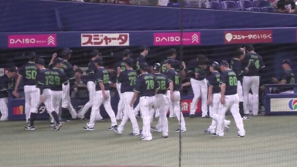 【すわほー】 東京ヤクルトスワローズ 星知弥投手が 中日ドラゴンズ 打線を抑えゲームセット後の様子 2025/8/26 バンテリンドーム