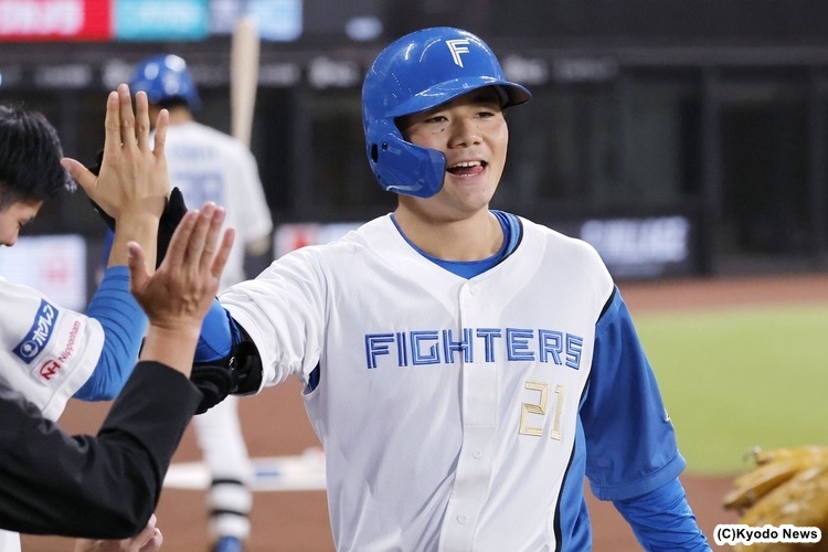 Nippon Ham Fighters’ Kiyomiya, left hitter → middle school 2nd year → right hitter, cycle close… Sasaki says, “He was a bit too tense” | Pacific League Nippon-Ham Ham Kotaro Kiyomiya