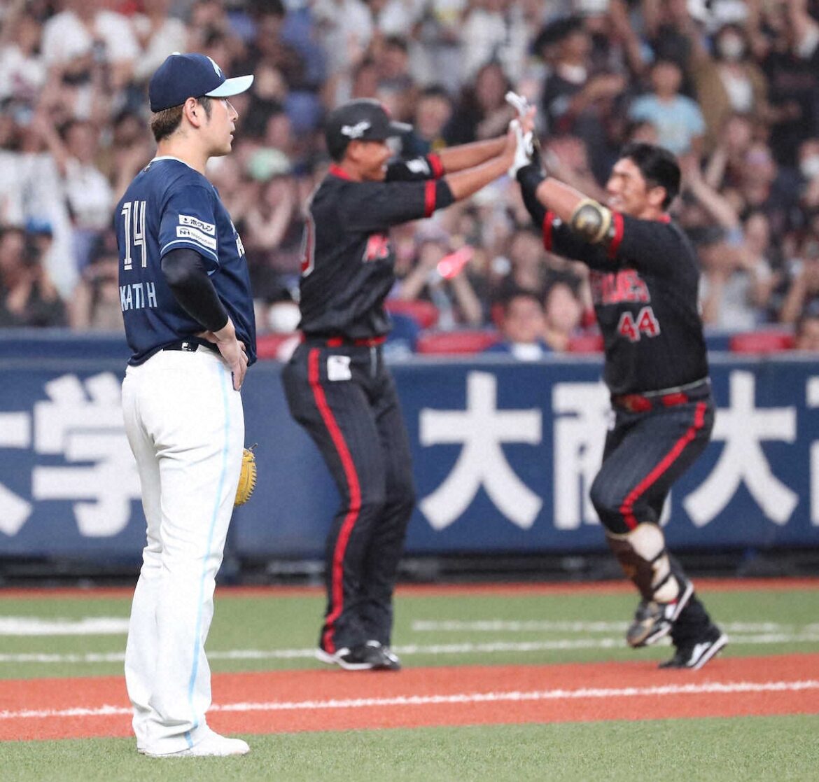 日本ハム・新庄剛志監督 サヨナラ3ラン被弾の加藤貴之にあえて苦言「あそこ踏ん張ってほしかった」（スポニチアネックス） - Yahoo!ニュース - Yahoo!ニュース