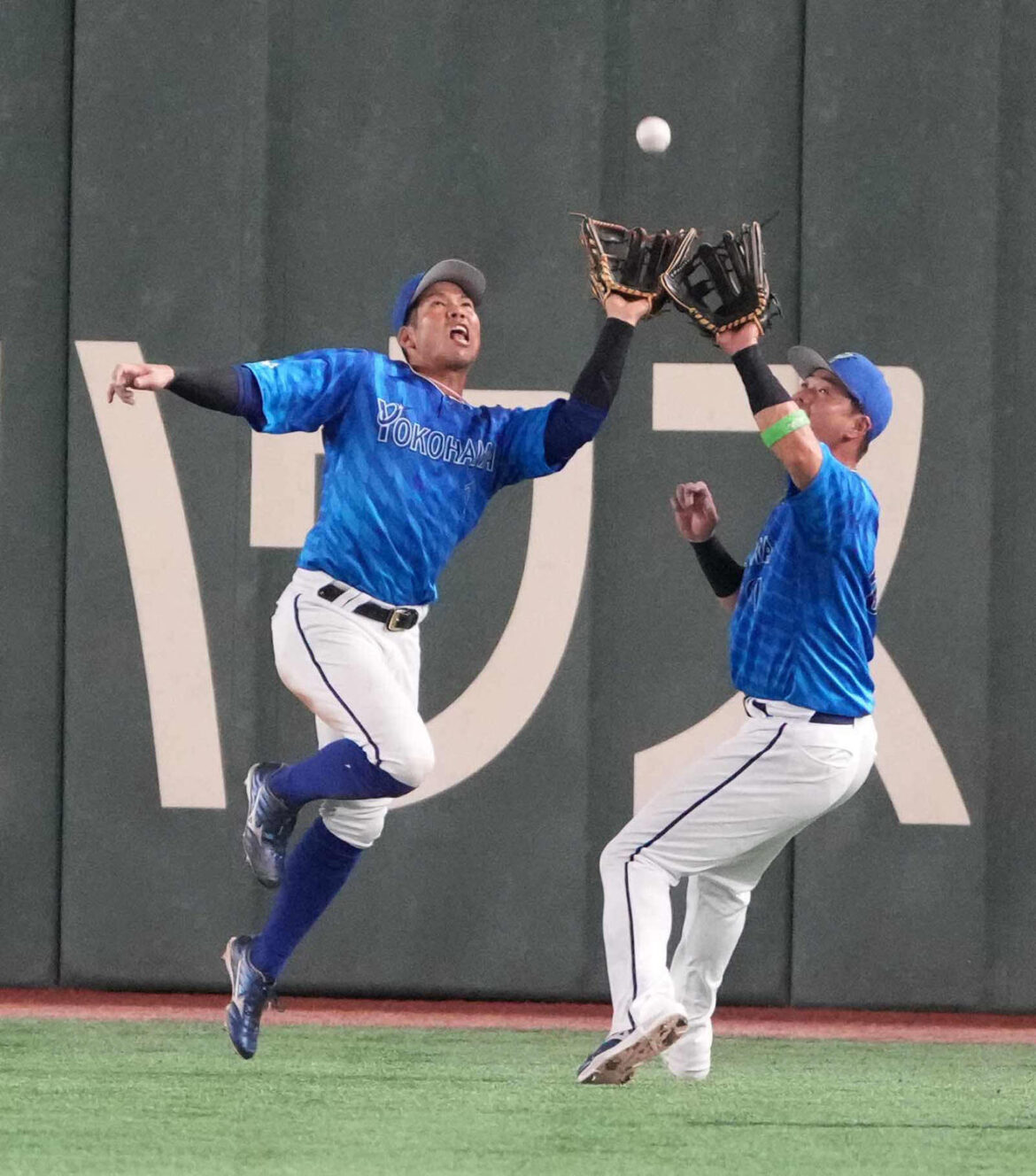 【宮本慎也】DeNA逆転勝ちも失策、暴投、走塁…イージーミスだらけ プロの試合見ている感じせず（日刊スポーツ） - Yahoo!ニュース - Yahoo!ニュース