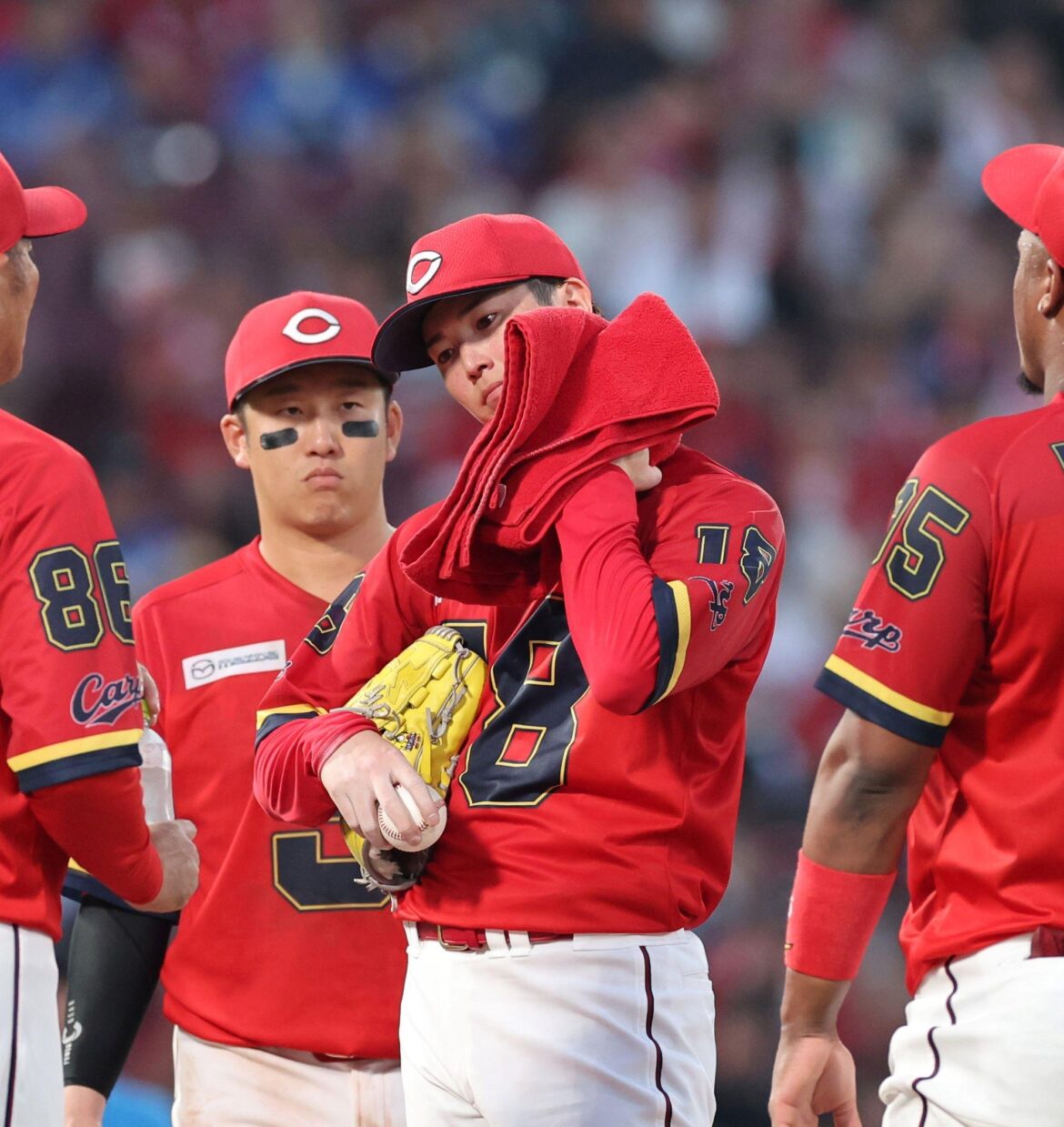 広島 森下暢仁が両リーグワースト12敗目 4回5失点乱調で自身7連敗の悪夢 打線は16度目の完封負け(デイリースポーツ) – Yahoo!ニュース – Yahoo!ニュース 広島 森下暢仁が両リーグワースト12敗目 4回5失点乱調で自身7連敗の悪夢 打線は16度目の完封負け(デイリースポーツ) - Yahoo!ニュース - Yahoo!ニュース