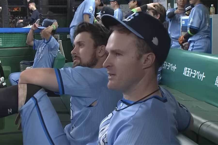 「助っ人が日本で…嬉しいな」 試合中ベンチで目撃された1コマが「映画のワンシーンか」共感広がる(THE ANSWER) – Yahoo!ニュース – Yahoo!ニュース 「助っ人が日本で…嬉しいな」 試合中ベンチで目撃された1コマが「映画のワンシーンか」共感広がる(THE ANSWER) - Yahoo!ニュース - Yahoo!ニュース