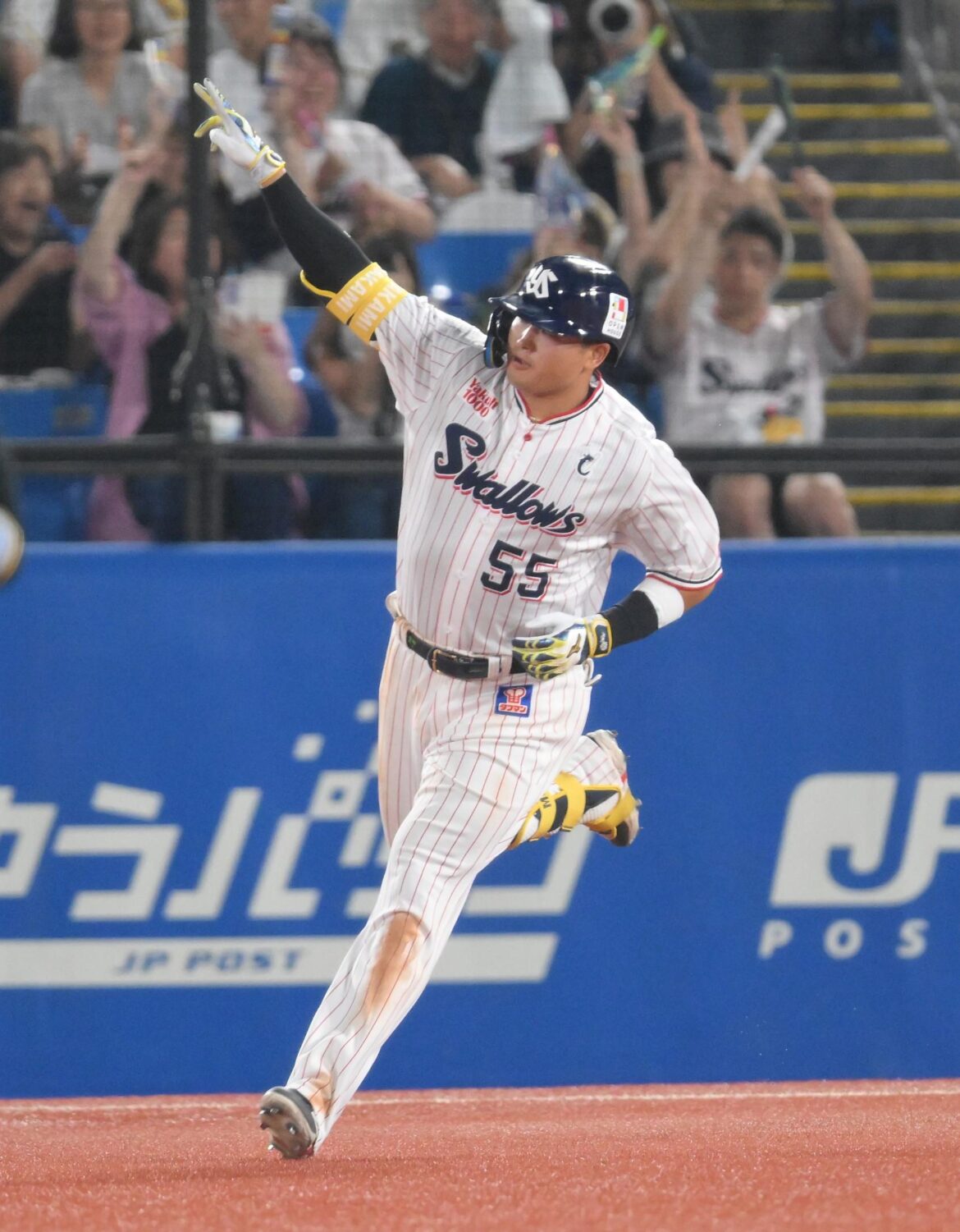 ヤクルトが連敗を3でストップ 村上が今季初適時打、神宮初アーチの3号2ランなど今季初猛打賞4安打3打点 奥川が7回1失点で3勝目(デイリースポーツ) – Yahoo!ニュース – Yahoo!ニュース ヤクルトが連敗を3でストップ 村上が今季初適時打、神宮初アーチの3号2ランなど今季初猛打賞4安打3打点 奥川が7回1失点で3勝目(デイリースポーツ) - Yahoo!ニュース - Yahoo!ニュース