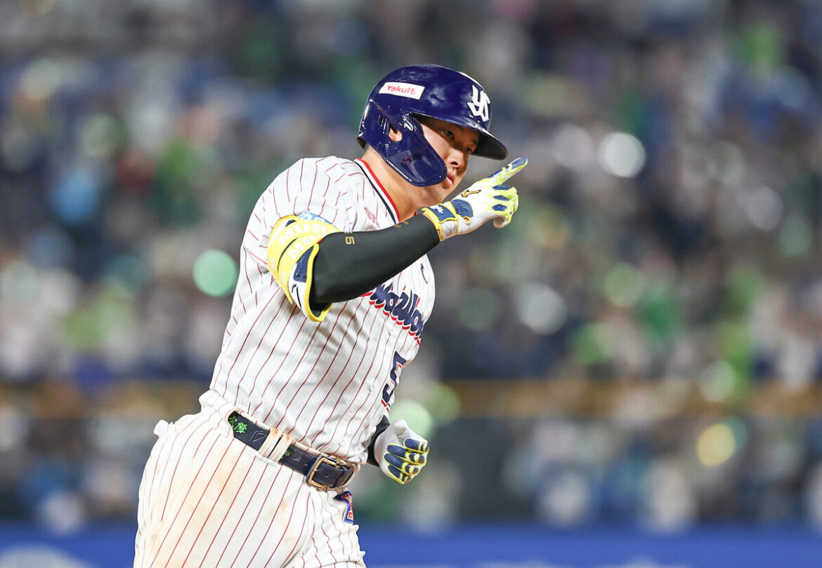 村上万全、フルスイング 復帰6試合で3発―プロ野球（時事通信） - Yahoo!ニュース