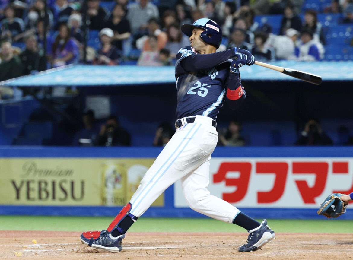 【セDH制】ヤクルト予想オーダー 守備面に不安サンタナがDH起用 石川の記録は“不滅”に（日刊スポーツ） - Yahoo!ニュース - Yahoo!ニュース