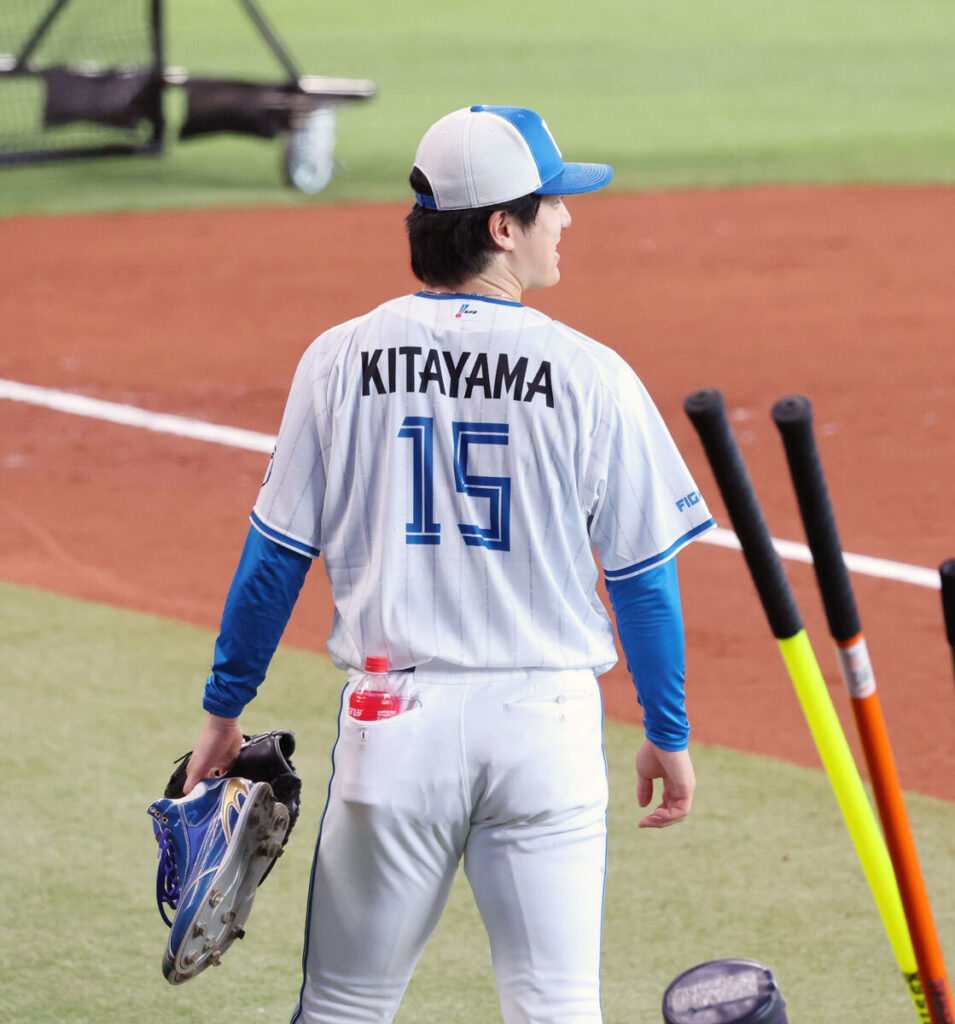 背番号が１５になった北山亘基（カメラ・越川　亙）